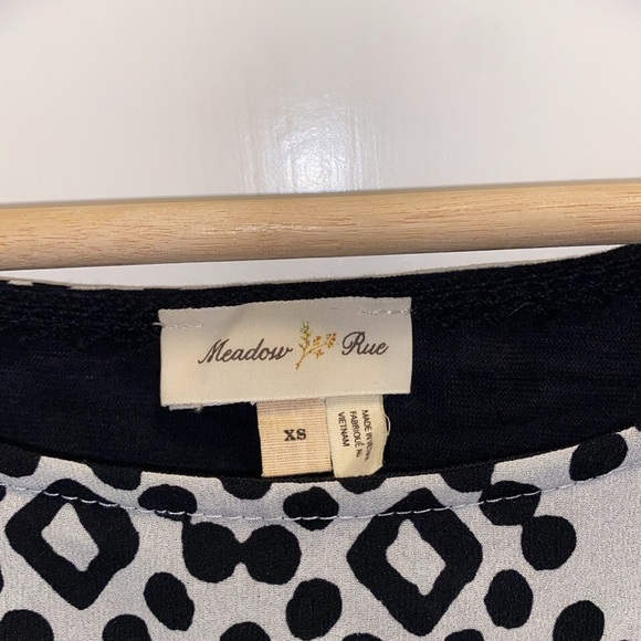 Meadow Rue Stylish Black and White Women's Top size XS - Picture 6 of 6